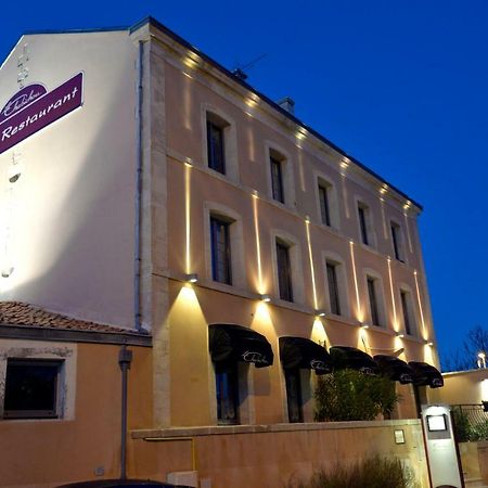 Au Chabichou Hotel Niort Bagian luar foto