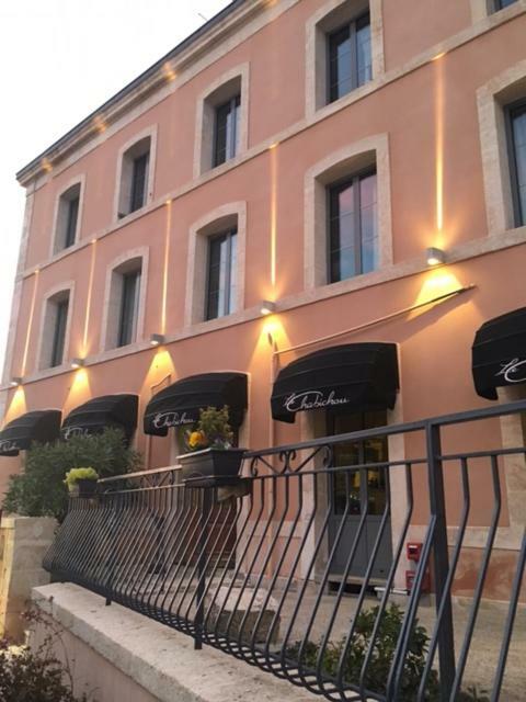 Au Chabichou Hotel Niort Bagian luar foto
